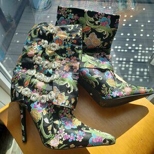Azalea Wang Tiley Boots *New